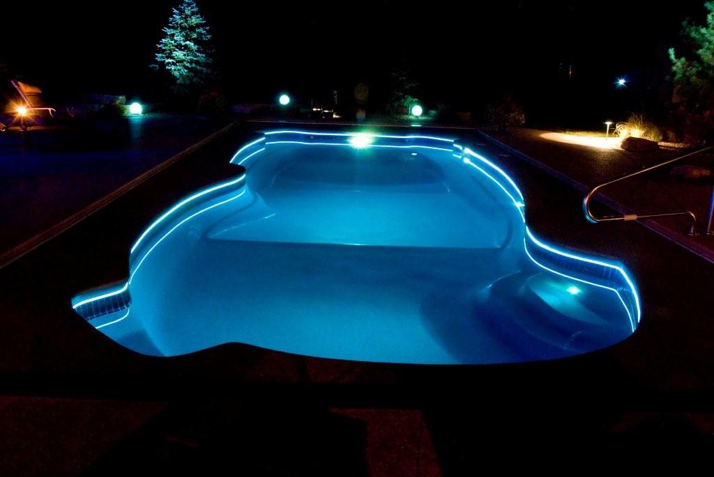 Подсветка для бассейнов
